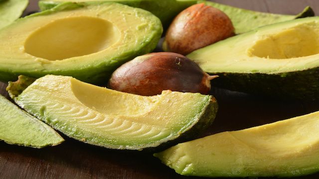 5 aliments riches en graisses à consommer à la place du sucre et du gluten pour traiter l’épilepsie