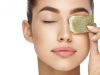 10 produits naturels à utiliser pour éliminer les poches sous les yeux